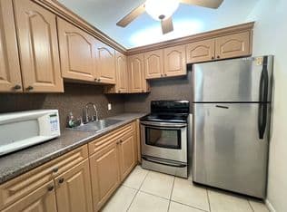 1-bedroom Condo — 4023 Berkshire B #4023, Deerfield Beach, 33442