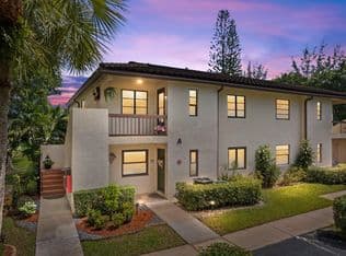 2-bedroom Condo — 21734 Arriba Real #32b, Boca Raton, 33433
