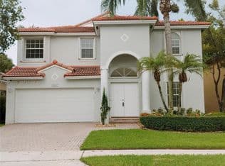 5-bedroom Single-Family Home — 15842 SW 14th St, Hollywood, 33027