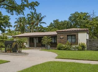 3-bedroom Single-Family Home — 125 NE 107th St, Miami Shores, 33161
