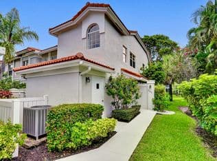 2+1 Condo — 7669 Springwater Place #202, Boynton Beach, 33437