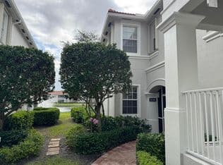 3-bedroom Condo — 2140 Wingate Bend, Wellington, 33414