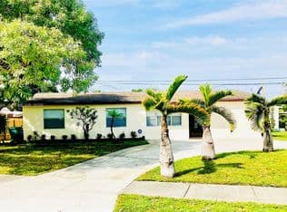 3+1 Müstakil ev — 1921 SW 48th Ave, Fort Lauderdale, 33317