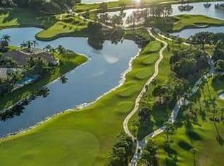 2-bedroom Condo — 9 Lexington Lane E #F, Palm Beach Gardens, 33418