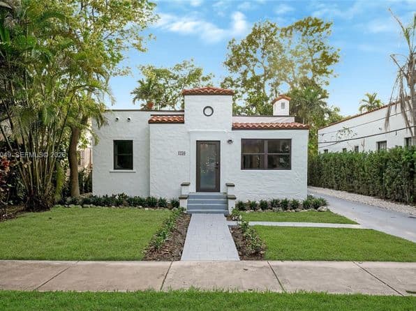 3-bedroom Single-Family Home — 1230 Pizarro St, Coral Gables, FL 33134