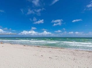2+1 Condo — 3725 S Ocean Dr APT 508, Hollywood, 33019