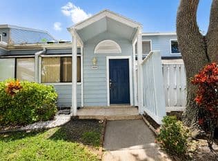 2-bedroom Townhouse — 2035 Winners Circle, Pompano Beach, 33068