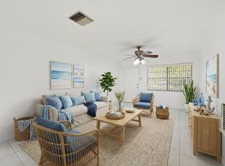 2+1 Müstakil ev — 1716 N 25th Avenue, Hollywood, 33020