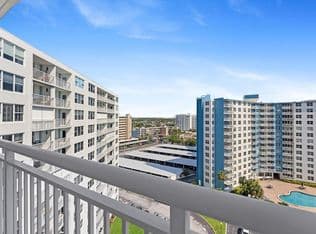 1-bedroom Condo — 201 N Ocean Boulevard #1102, Pompano Beach, 33062