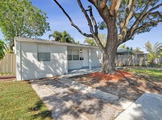 3+1 Müstakil ev — 131 NE 51st Street, Fort Lauderdale, 33334
