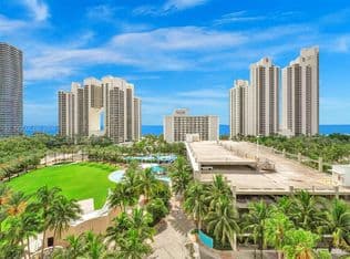 2-bedroom Condo — 19370 Collins Ave APT 1001, Sunny Isles Beach, 33160