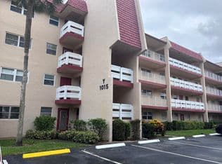 1-bedroom Condo — 1015 Country Club Drive #205, Pompano Beach, 33063