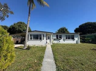 3-bedroom Single-Family Home — 19521 NW 38th Ave, Miami Gardens, 33055