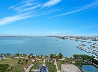 3+1 Condo — 488 NE 18th St Unit 2112, Miami, 33132