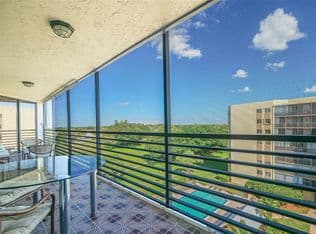 2-bedroom Condo — 7100 Radice Court #708, Fort Lauderdale, 33319