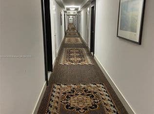 1-bedroom Condo — 2801 NE 183rd St APT 2103W, Aventura, 33160