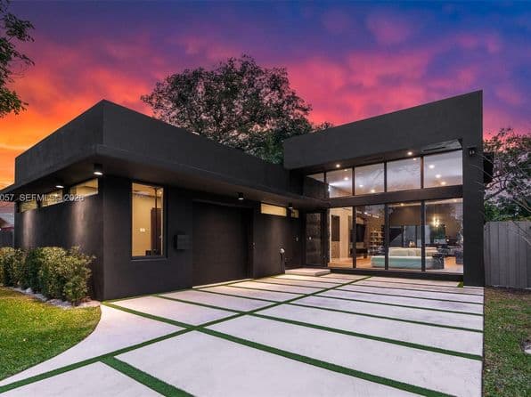 5-bedroom New Construction — 400 NW 49th St, Miami, FL 33127