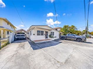 4+1 Mülk — 3532 NW 4th Ter, Miami, 33125