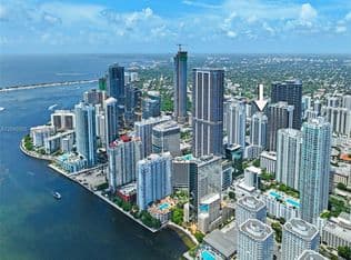 2+1 Condo — 1050 Brickell Ave APT 3314, Miami, 33131