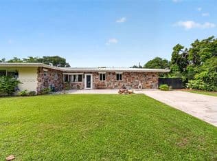 4+1 Müstakil ev — 8250 SW 118th Ter, Miami, 33156