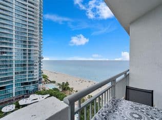 2-bedroom Condo — 17375 Collins Ave #1507, Sunny Isles Beach, 33160