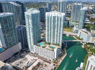 1+1 Condo — 41 SE 5th St APT 906, Miami, 33131