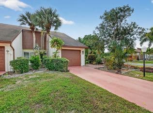 3-bedroom Single-Family Home — 6730 Starkeys Place, Lake Worth, 33467