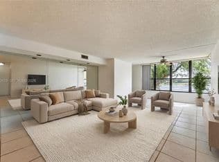 2+1 Condo — 2768 Carambola Cir S APT 206, Coconut Creek, 33066
