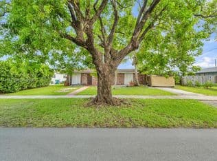 3-bedroom Single-Family Home — 9982 SW 196th St, Cutler Bay, 33157
