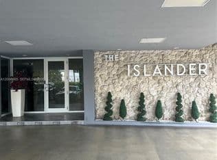 1+1 Condo — 1255 Collins Ave APT 705, Miami Beach, 33139