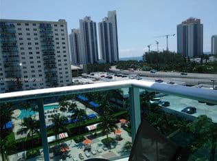 1-bedroom Condo — 19380 Collins Ave APT 806, Sunny Isles Beach, 33160