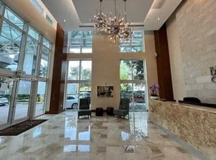 1+1 Condo — 31 SE 5th St APT 705, Miami, 33131