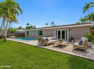 3-bedroom Single-Family Home — 18645 SW 90th Ave, Cutler Bay, 33157