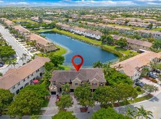 4-bedroom Townhouse — 23675 SW 114th Ct, Homestead, 33032