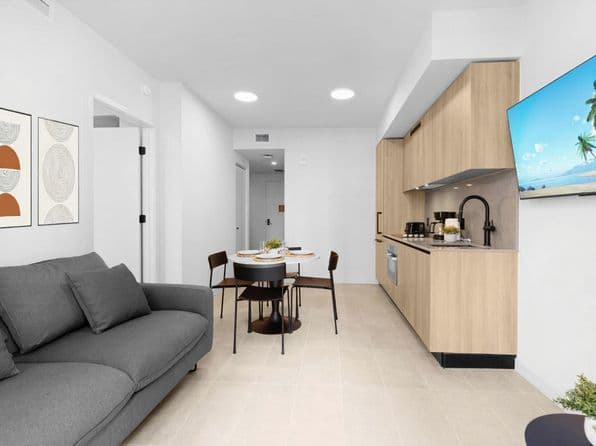 Building — For Rent, Miami 33132