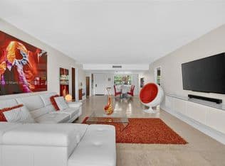 3+1 Condo — 3611 Oaks Clubhouse Dr APT 202, Pompano Beach, 33069