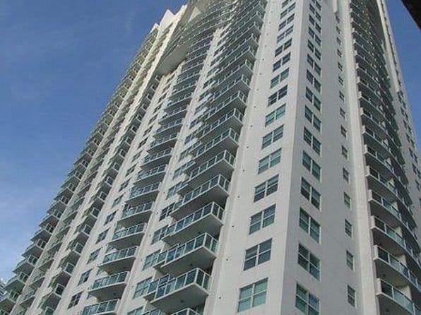 1-bedroom Building — For Rent, Miami 33131