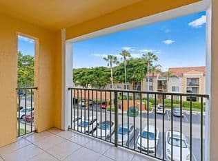 2+1 Condo — 135 Yacht Club Way #305, Hypoluxo, 33462