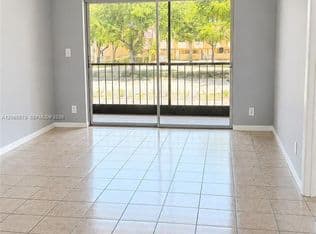 1+1 Condo — 4168 NW 90th Ave APT 205, Coral Springs, 33065