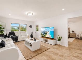 1-bedroom Condo — 8161 SW 24th Ct APT 404, Davie, 33324