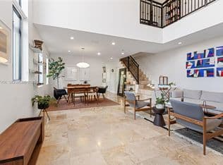 3-bedroom Townhouse — 1211 SW 14th Ave #1211, Miami, 33135
