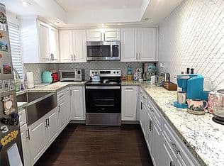 2+1 Condo — 20831 San Simeon Way APT 103, Miami, 33179