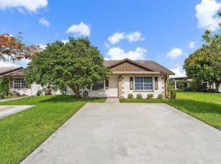 2-bedroom Townhouse — 109 Doe Trail, Jupiter, 33458