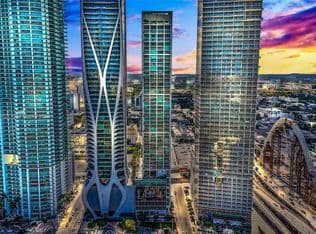 2+1 Condo — 1040 Biscayne Blvd APT 3802, Miami, 33132