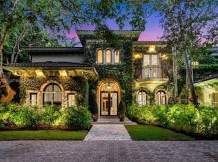 6-bedroom Single-Family Home — 5100 SW 86th St, Coral Gables, 33143