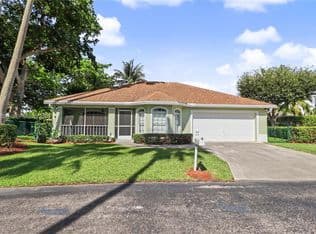 3-bedroom Single-Family Home — 572 SE 18th Dr, Homestead, 33033