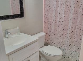 1+1 Condo — 2303 S Federal Highway #19, Boynton Beach, 33435