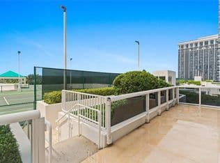2+1 Condo — 4775 Collins Ave APT 507, Miami Beach, 33140