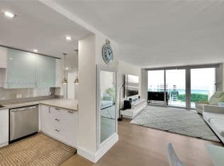 2+1 Condo — 100 Bayview Dr APT 1008, Sunny Isles Beach, 33160