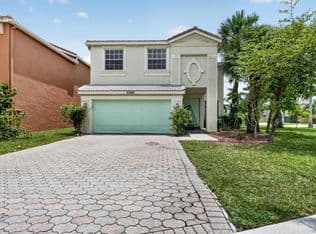 5-bedroom Single-Family Home — 9080 Dupont Place, Wellington, 33414